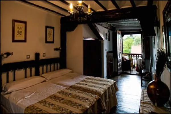 Ansorena سانتيانا ذيل مار